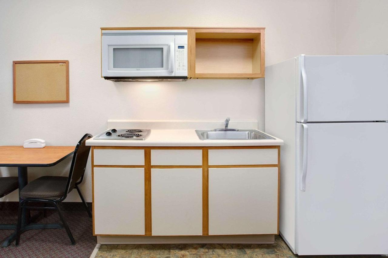 Woodspring Suites Fort Wayne Exteriör bild